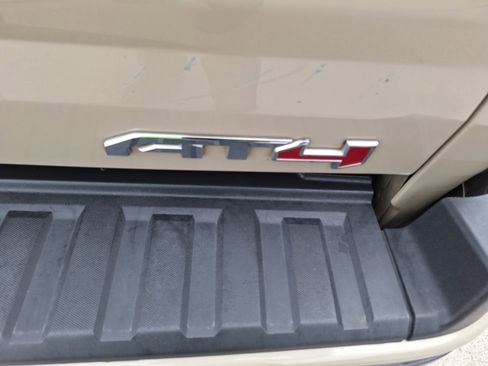 Used 2022 GMC Canyon AT4 AWD/4WD image 12