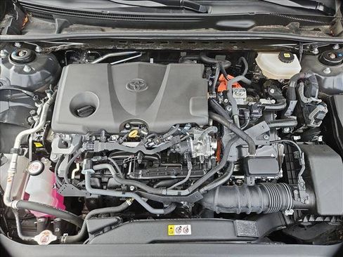 Used 2025 Toyota Camry SE FWD image 28
