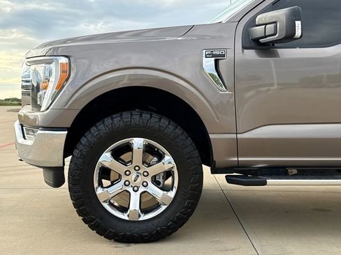 Used 2022 Ford F150 XLT w/ Equipment Group 302A High image 6