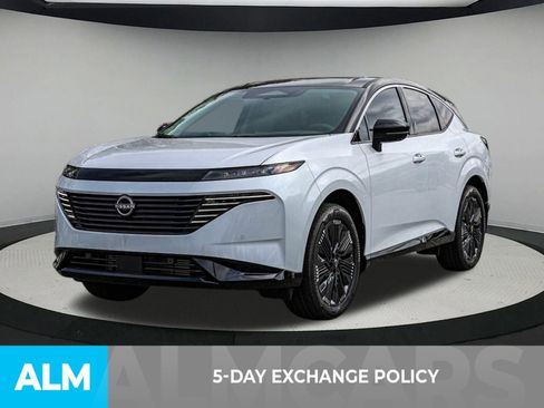 Certified 2025 Nissan Murano Platinum w/ Cargo Package image 4