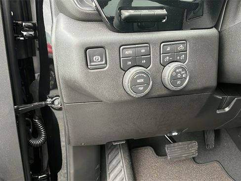 New 2025 Chevrolet Silverado 2500 High Country w/ High Country Premium Package image 20