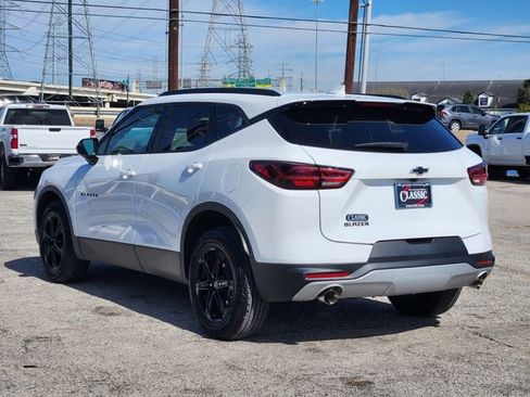 Used 2024 Chevrolet Blazer LT w/ Convenience Package image 5