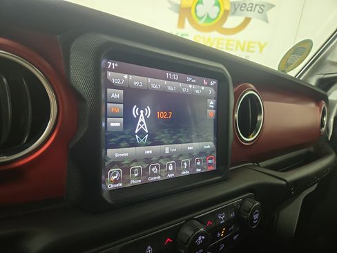 Used 2019 Jeep Wrangler Unlimited Rubicon image 18