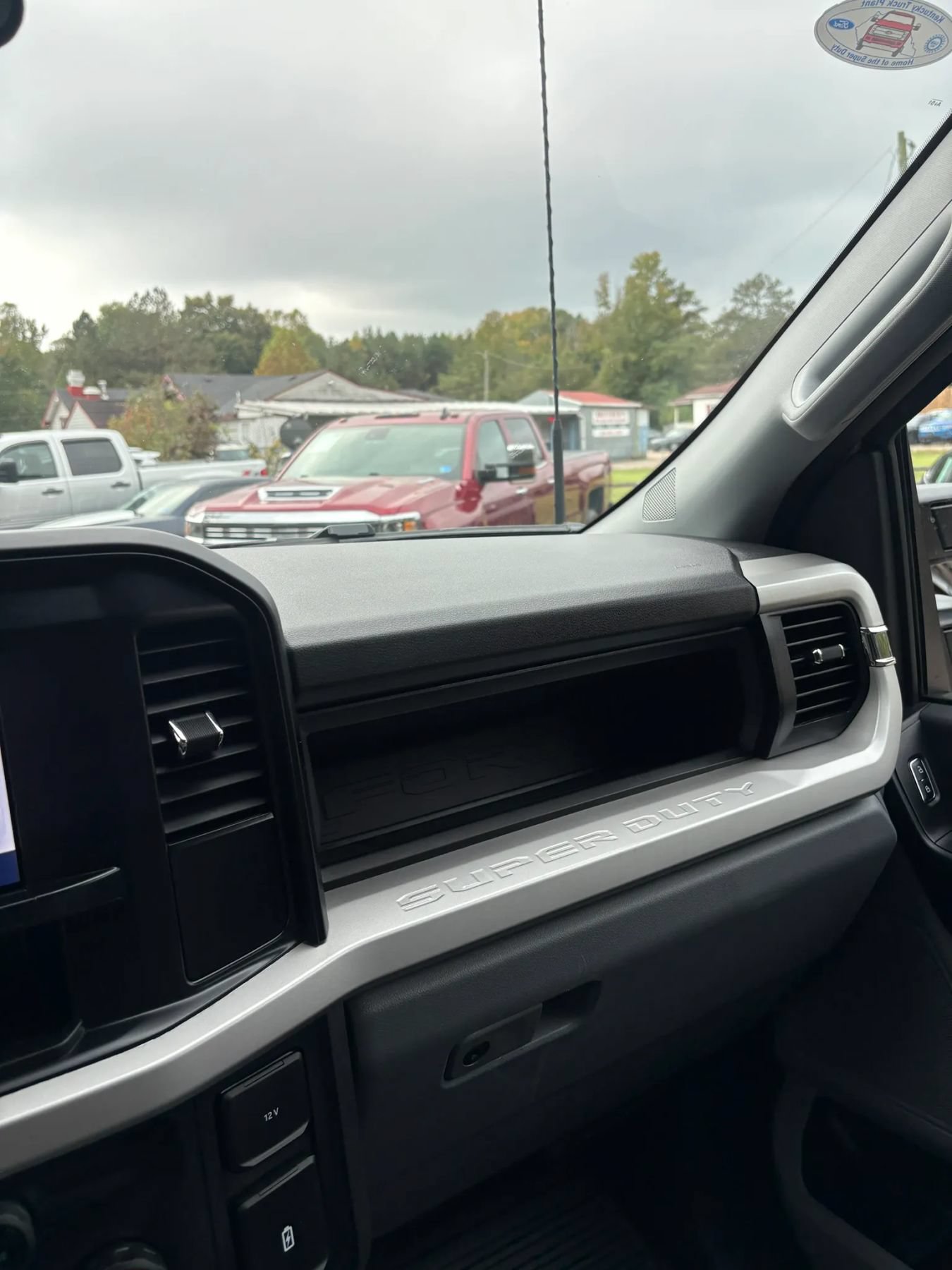Used 2025 Ford F250 XL w/ XL Chrome Package AWD/4WD image 27