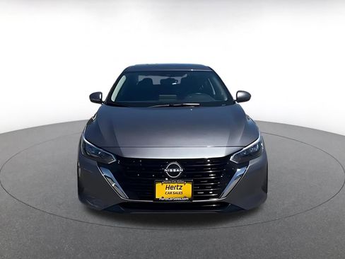 Used 2025 Nissan Sentra SV image 4