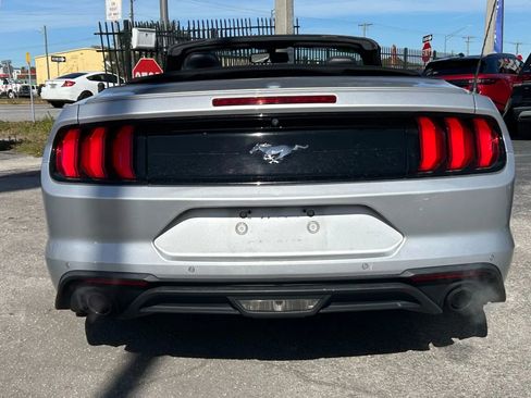 Used 2018 Ford Mustang Premium w/ Equipment Group 201A image 7