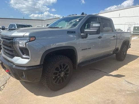 Used 2026 Chevrolet Silverado 2500 LT w/ Trail Boss Package AWD/4WD image 15