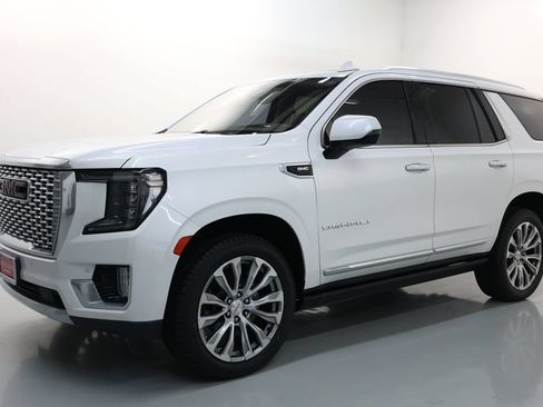 Used 2021 GMC Yukon Denali w/ LPO, Illumination Package AWD/4WD image 1