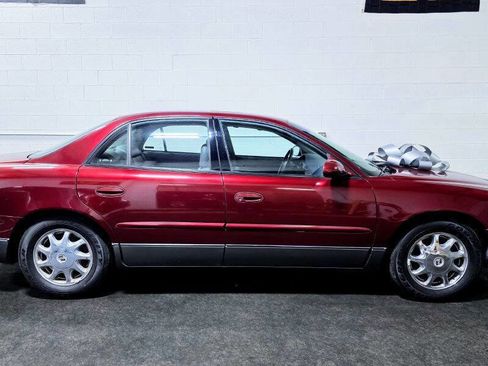 Used 2002 Buick Regal GS image 2