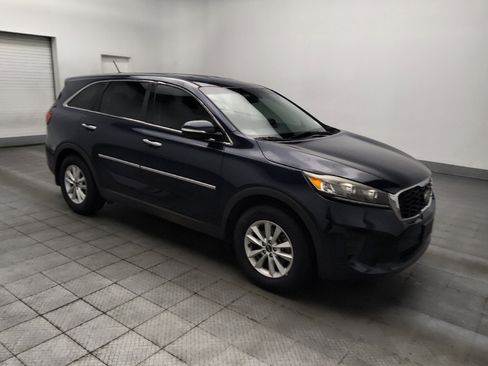 Used 2019 Kia Sorento FWD image 11