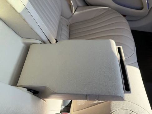 Used 2022 Mercedes-Benz EQS 450+ Sedan image 31