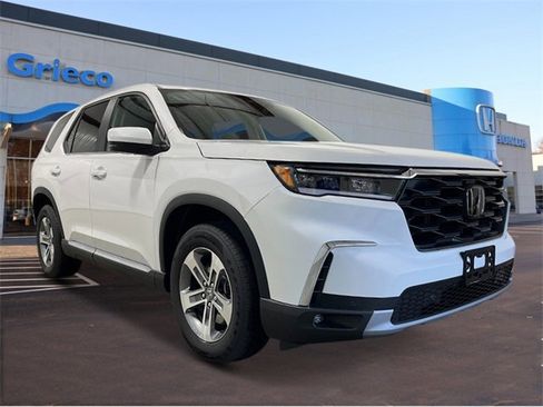 New 2025 Honda Pilot EX-L image 9