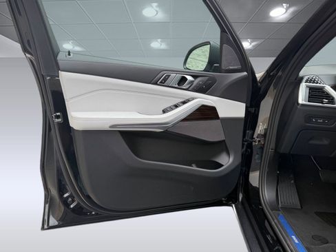 New 2026 BMW X5 xDrive40i image 14
