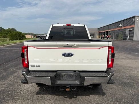 Used 2024 Ford F350 Lariat w/ Lariat Ultimate Package AWD/4WD image 4
