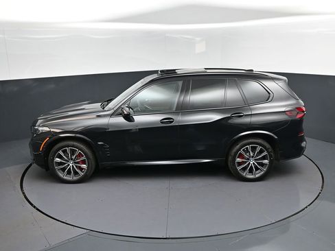 New 2026 BMW X5 xDrive40i w/ M Sport Package AWD/4WD image 32