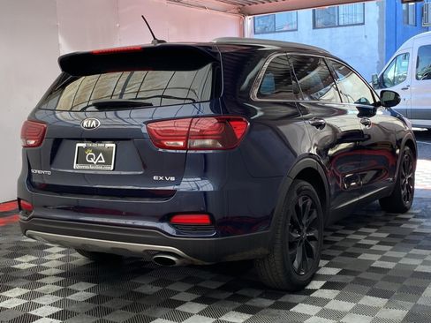 Used 2020 Kia Sorento EX image 6