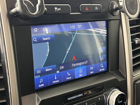 Used 2019 Ford F150 Lariat w/ Equipment Group 502A Luxury AWD/4WD image 29