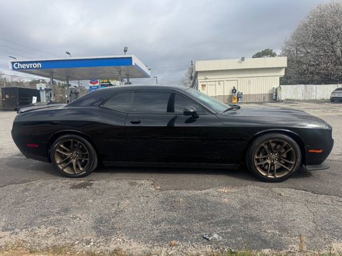 Used 2023 Dodge Challenger SRT Hellcat w/ Driver Convenience Group RWD image 7