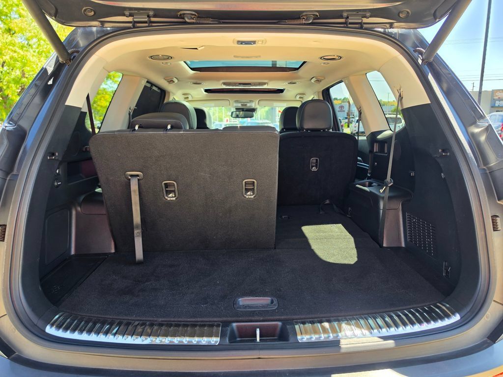 Used 2021 Kia Telluride SX w/ Towing Package AWD/4WD image 16