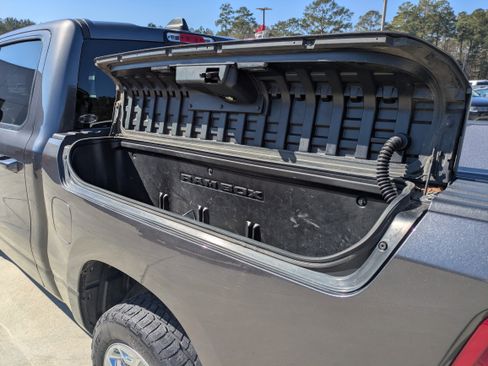 Used 2021 RAM 1500 Big Horn image 8