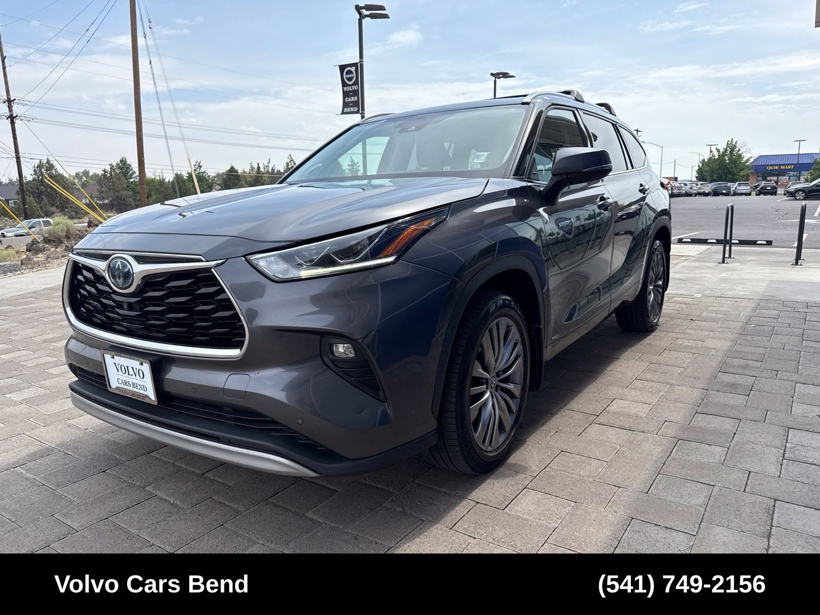 Used 2020 Toyota Highlander Platinum AWD/4WD image 4