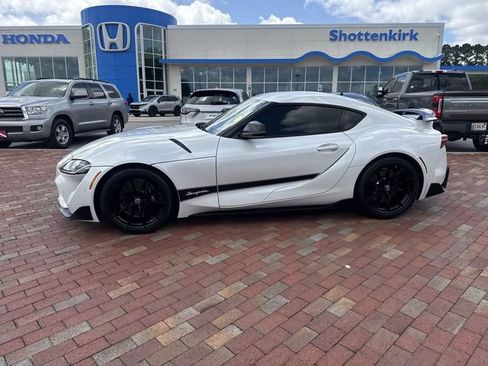 Used 2024 Toyota Supra RWD image 33