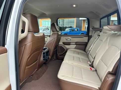 Used 2020 RAM 1500 Laramie RWD image 12