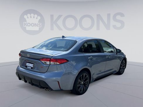 Used 2023 Toyota Corolla SE w/ Carpet Mat Package (TMS) FWD image 7