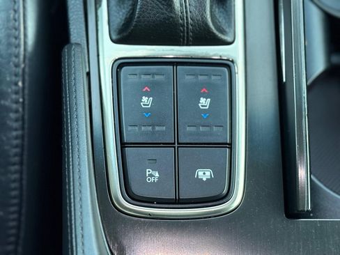 Used 2013 Hyundai Azera w/ Technology Pkg FWD image 15