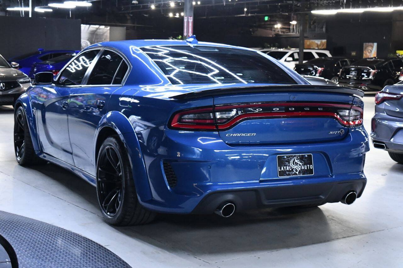 Used 2022 Dodge Charger SRT Hellcat w/ Alcantara Interior Package RWD image 11