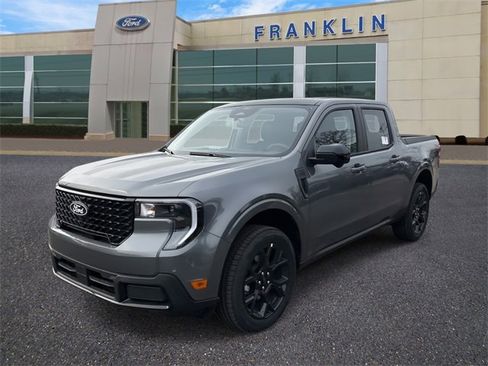 New 2026 Ford Maverick Lariat w/ Black Appearance Package image 3