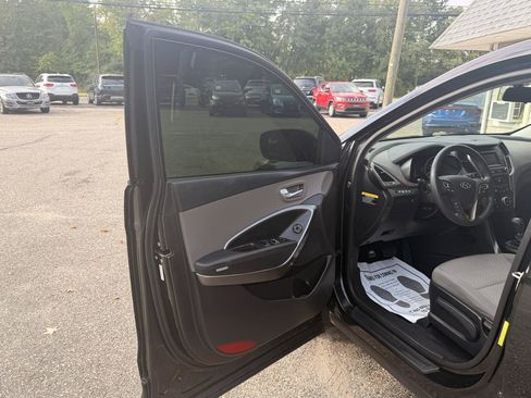 Used 2018 Hyundai Santa Fe Sport AWD/4WD image 11