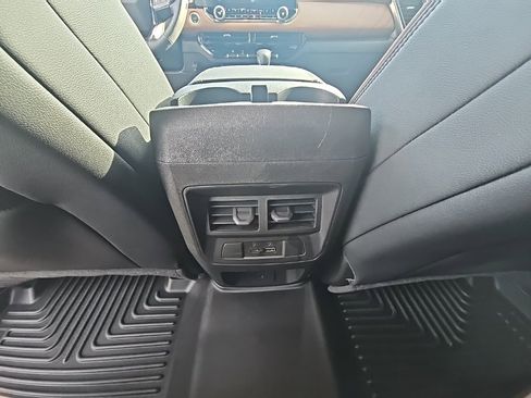 Used 2026 GMC Canyon AT4 w/ Technology Plus Package image 17