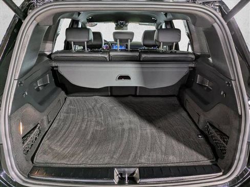 Certified 2025 Mercedes-Benz GLB 250 GLB 250 image 10