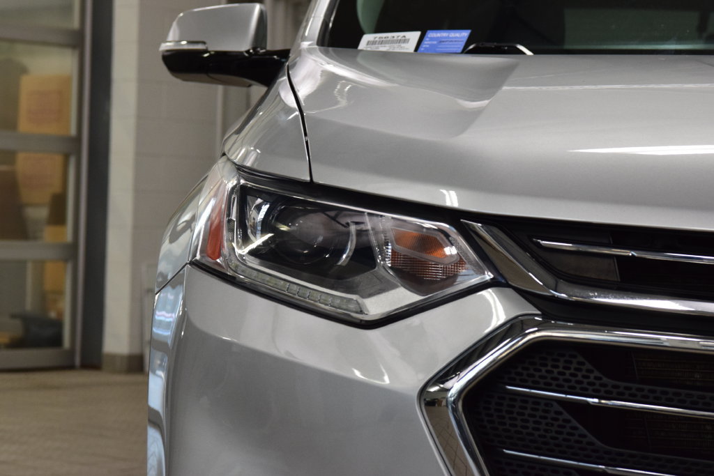 Used 2020 Chevrolet Traverse LT AWD/4WD image 12
