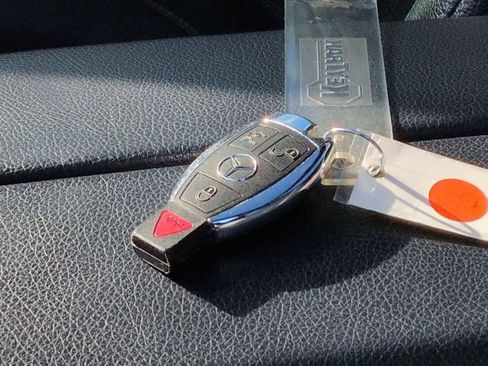 Used 2018 Mercedes-Benz GLS 450 4MATIC image 38