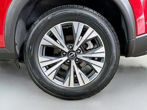 Used 2023 Nissan Rogue SV AWD/4WD image 31