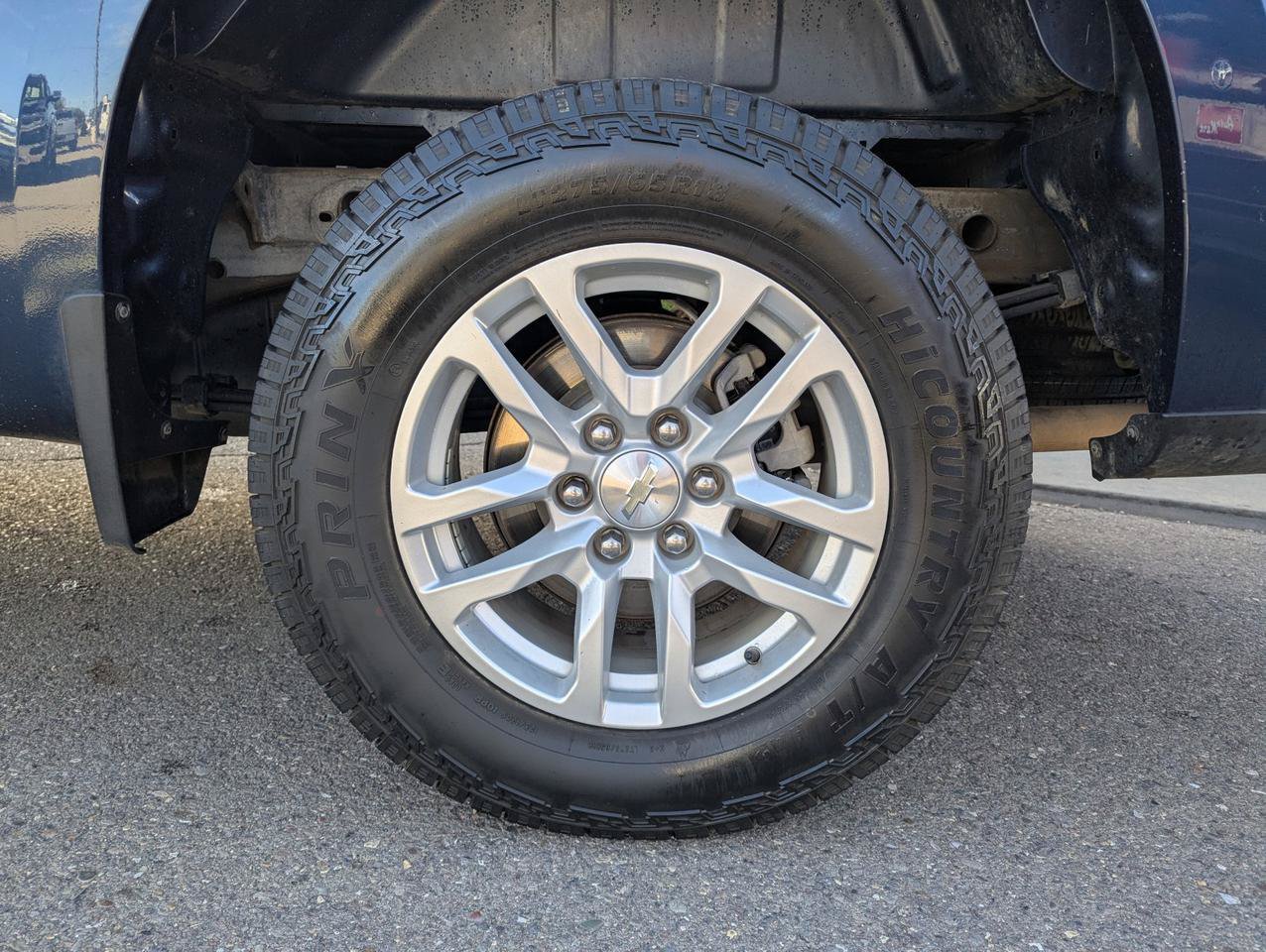 Used 2021 Chevrolet Silverado 1500 LT w/ Z71 Off-Road Package AWD/4WD image 31