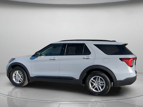 New 2026 Ford Explorer Active w/ Active Comfort Package image 17