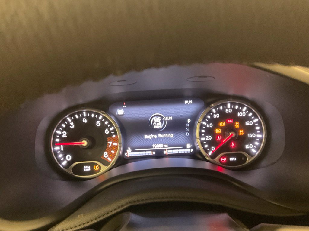 Used 2022 Jeep Renegade Trailhawk AWD/4WD image 14