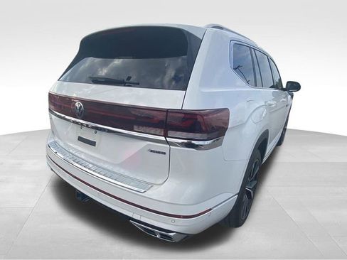 Used 2025 Volkswagen Atlas SEL Premium R-Line image 14