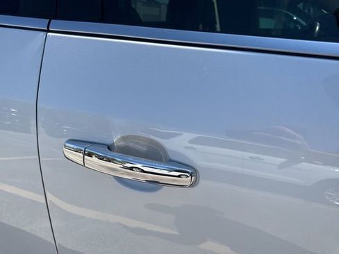 Used 2017 Buick Enclave Premium w/ Enclave Sport Touring Edition image 5