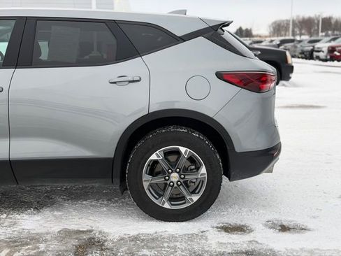 Used 2025 Chevrolet Blazer LT image 14