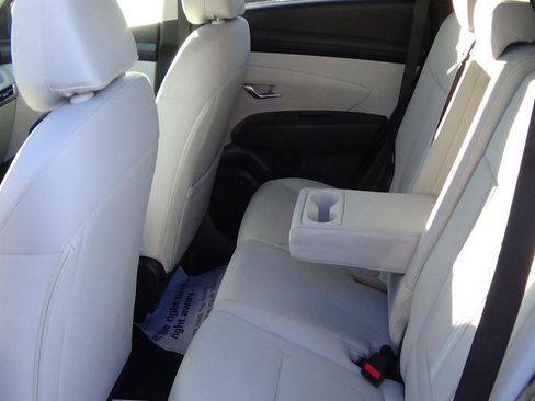 Used 2025 Hyundai Tucson SEL image 12