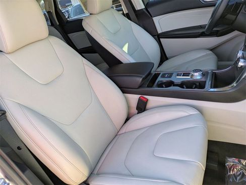 Used 2022 Ford Edge Titanium w/ Equipment Group 301A image 30