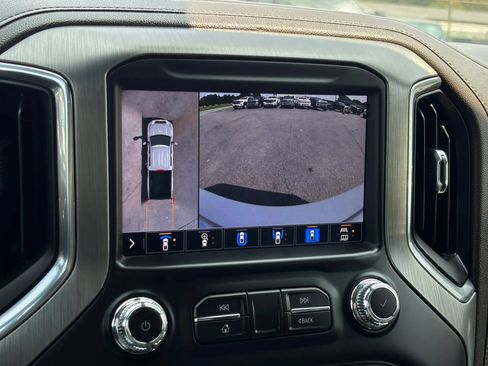 Used 2022 GMC Sierra 2500 Denali w/ Denali Ultimate Package AWD/4WD image 42