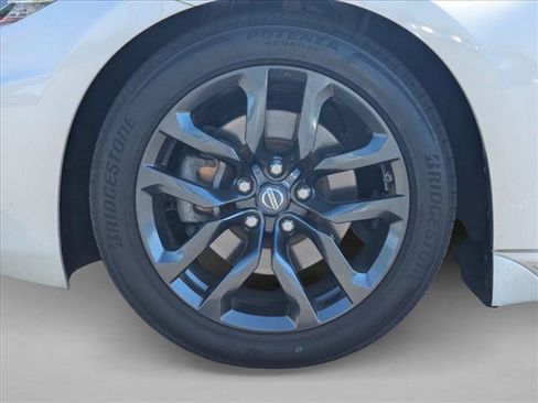 Used 2020 Nissan 370Z Coupe RWD image 19