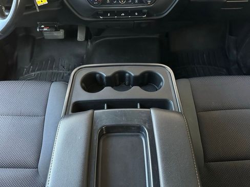 Used 2018 Chevrolet Silverado 1500 LT w/ Texas Edition image 21