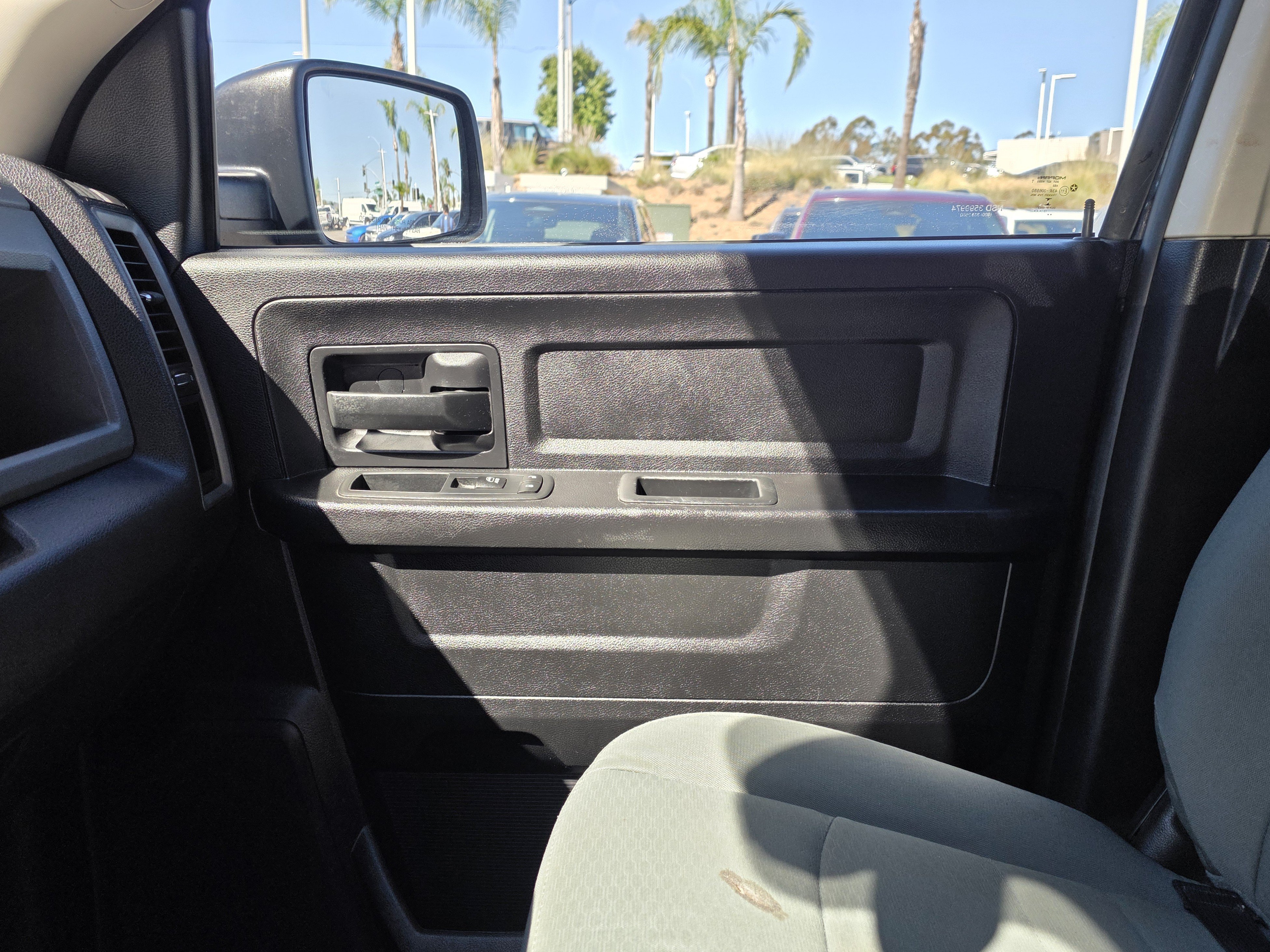 Used 2016 RAM 1500 Express w/ Popular Equipment Group RWD image 17