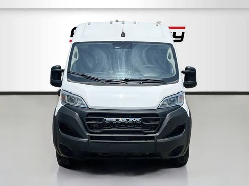 Used 2023 RAM ProMaster 2500 FWD image 2